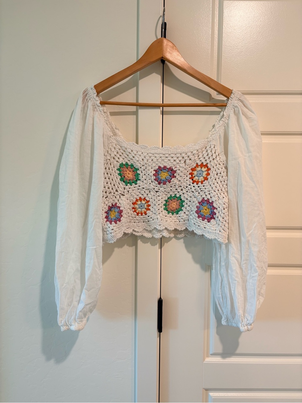 aerie Crochet Granny Squares Hippie Crop Top White Lightweight Festival Top Sz M